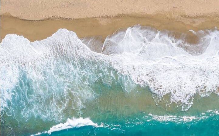 Blue water beach near Villa Montana